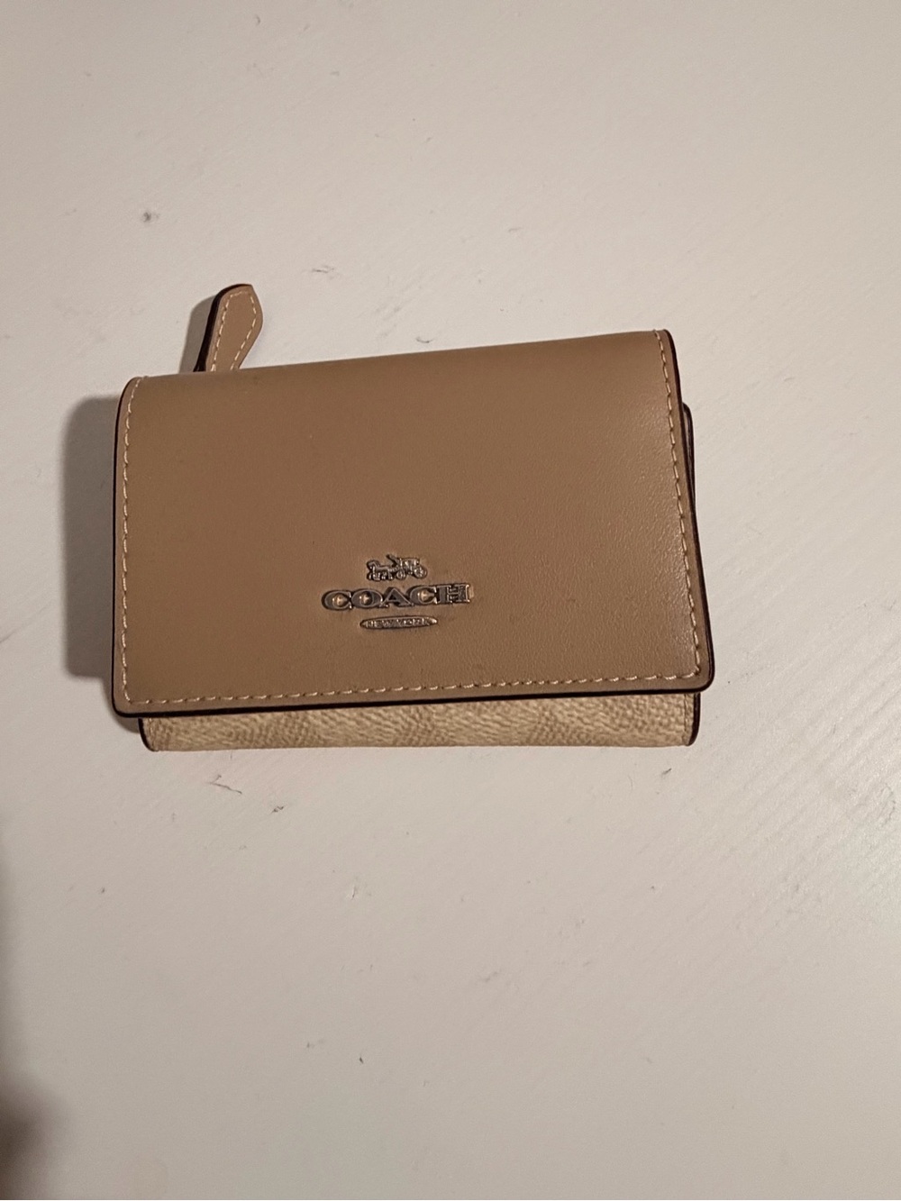 Coach Compact Leather Trifold Wallet in Tan and Beige